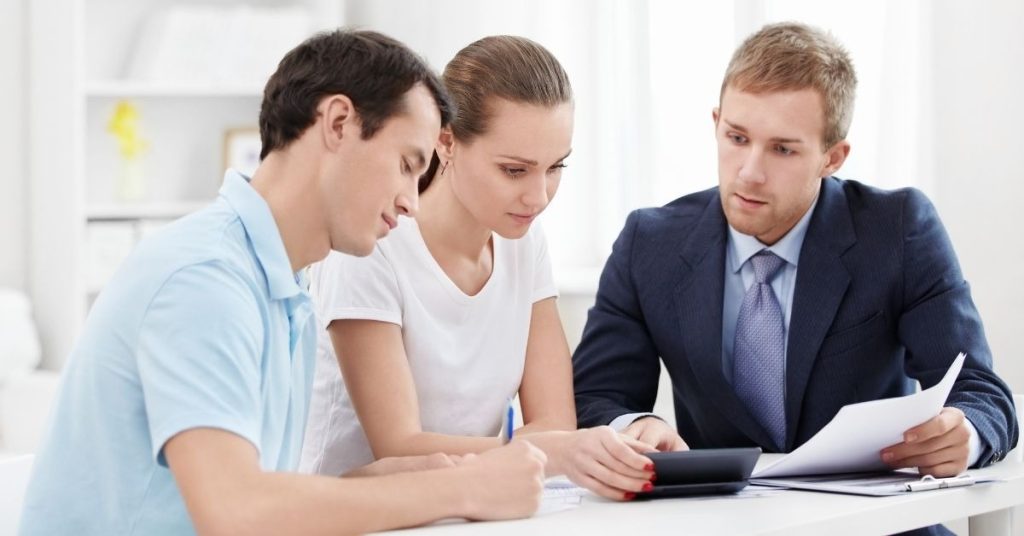 How Can Bankruptcy Help A Person Repay Debt?